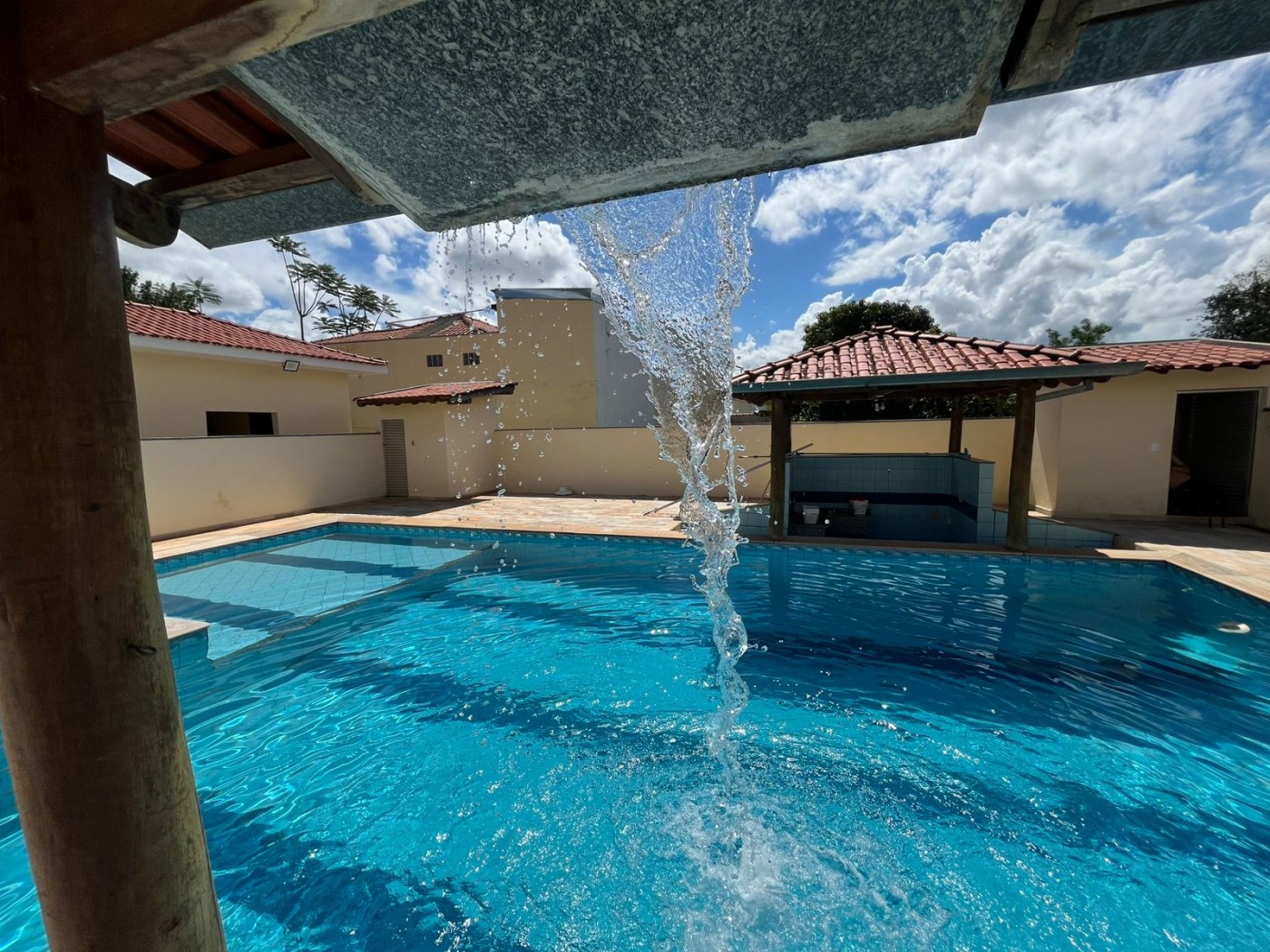 Chcara para Locao, em Presidente Prudente, bairro CHACARA FILADELFIA, 4 dormitrios, 5 banheiros, 2 sutes, 4 vagas