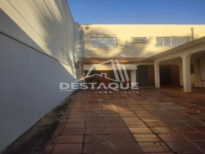 Casa para Locao, em Regente Feij, bairro Centro, 1 dormitrio, 1 banheiro, 3 vagas