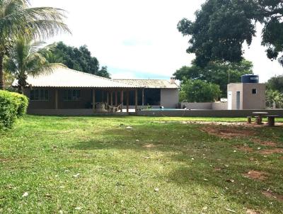 Chcara para Venda, em , bairro -, 3 dormitrios, 1 banheiro, 1 sute, 10 vagas